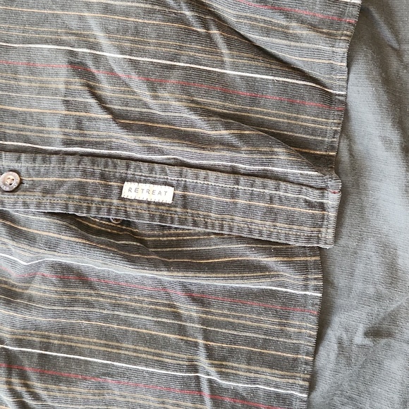 'Free Add On' Retreat Button Shirt Sz XL - Picture 2 of 6